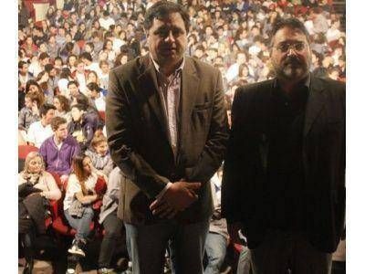 IRIART Y GOBELLO, EN EL CICLO �MARPLATENSES QUE CAMBIARON LA REALIDAD�