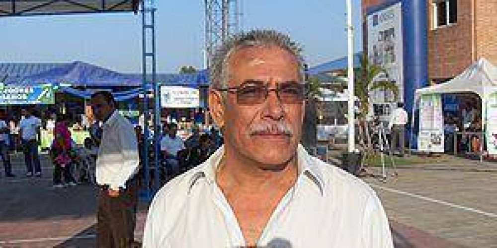  Robles: �No hay faltantes de medicamentos�