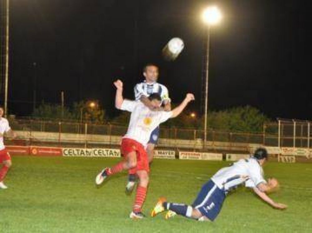 Argentino B : El Globo se qued� con las ganas ante Linque�o