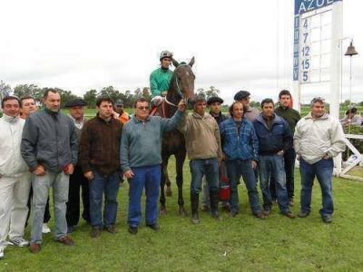 Scandinavian gan� el Premio �Relator Hugo Folegotto�