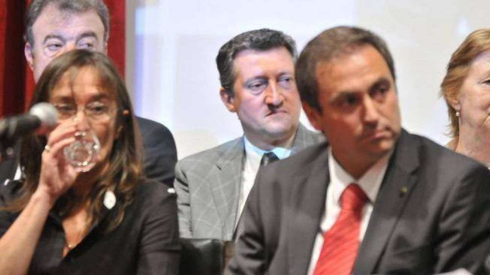 De la Sota, preocupado por una posible alianza