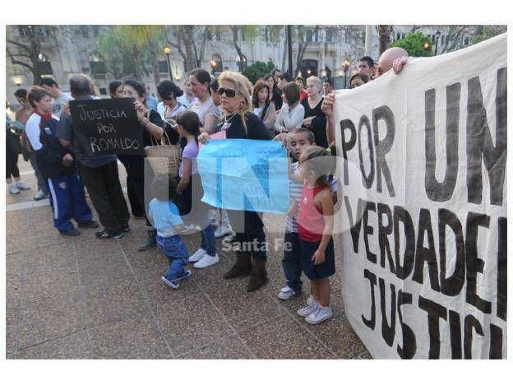 El reclamo por seguridad junt� m�s de 4.130 firmas en la ciudad de Santa Fe