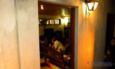 Solari: hallan muertos a un bancario y a un polic�a