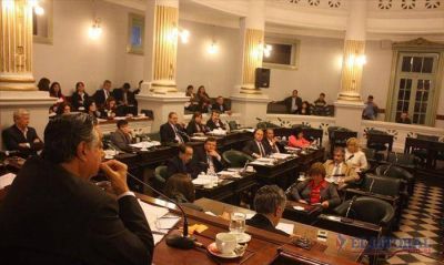 Empr�stitos: las estrategias electorales hieren de muerte a los proyectos oficiales
