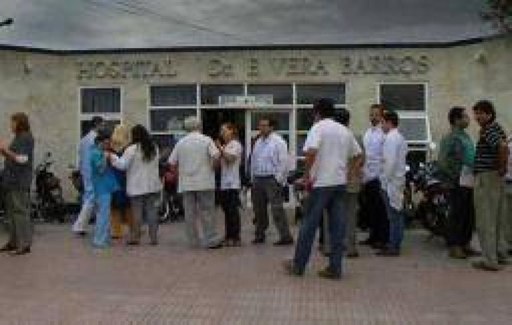 Los m�dicos estatales vuelven a reclamar y no se descartan paros