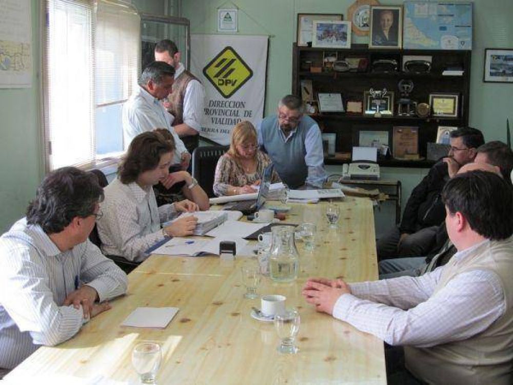 Vialidad realiz� la apertura de sobres para la construcci�n de obras de la Ruta 23