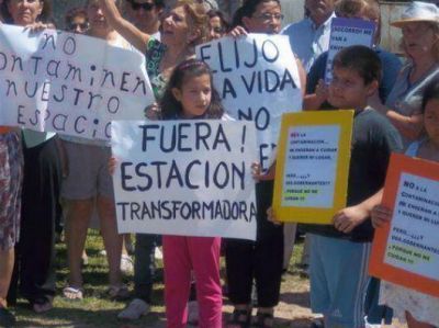 Vecinos de las Mil, sin respuestas a un reclamo por un transformador el�ctrico