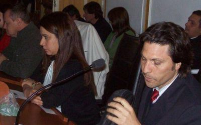 Opositores cuestionan el aumento de tasas municipales para el 2013
