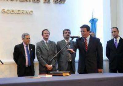 "Hay Que Facilitar El Acceso" A La Atenci�n En La Salud P�blica, Dijo Sa�nz