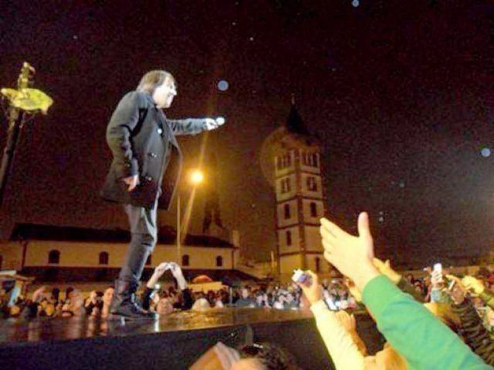 Multitudinario cierre de Lerner