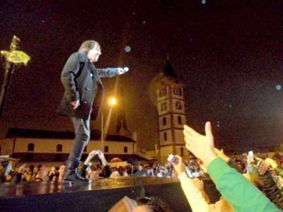 Multitudinario cierre de Lerner