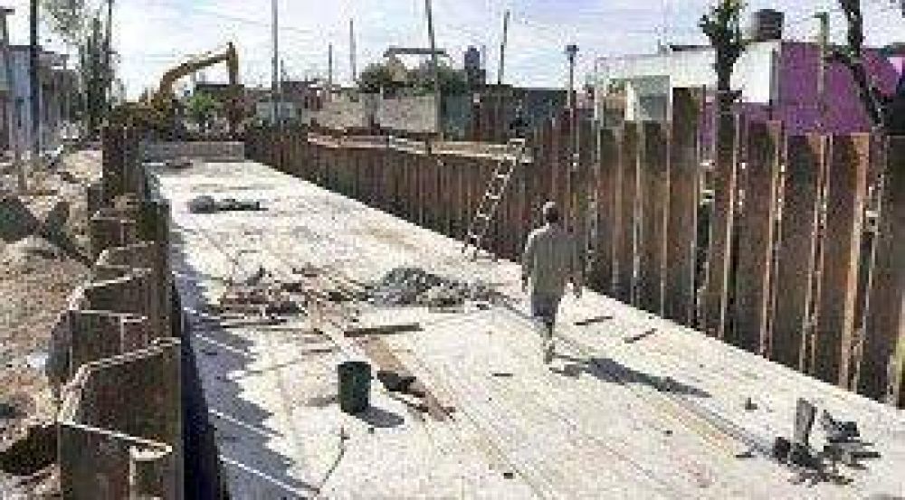 Trabajan en tres frentes de obra del Aliviador Este