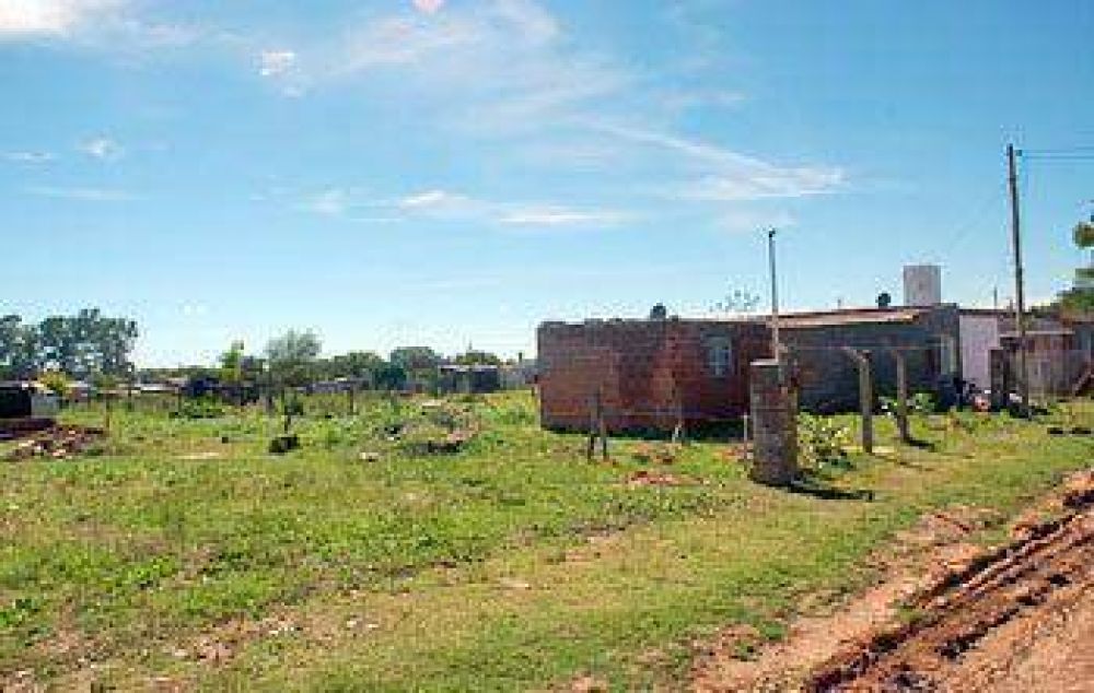 Adjudicaron terrenos a 65 familias en un sector del barrio John Kennedy