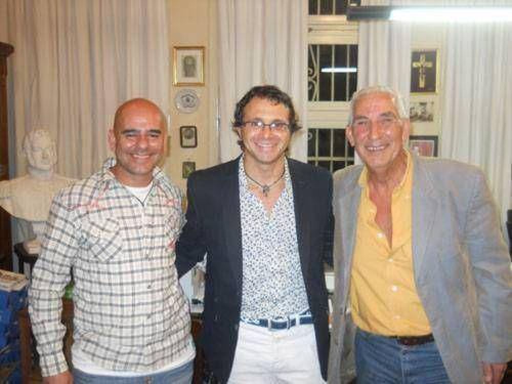 Sergio Lapegue: prende y apaga en la Feria