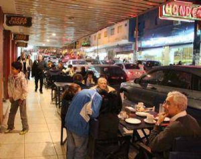 El fin de semana largo dej� $36 millones en la provincia