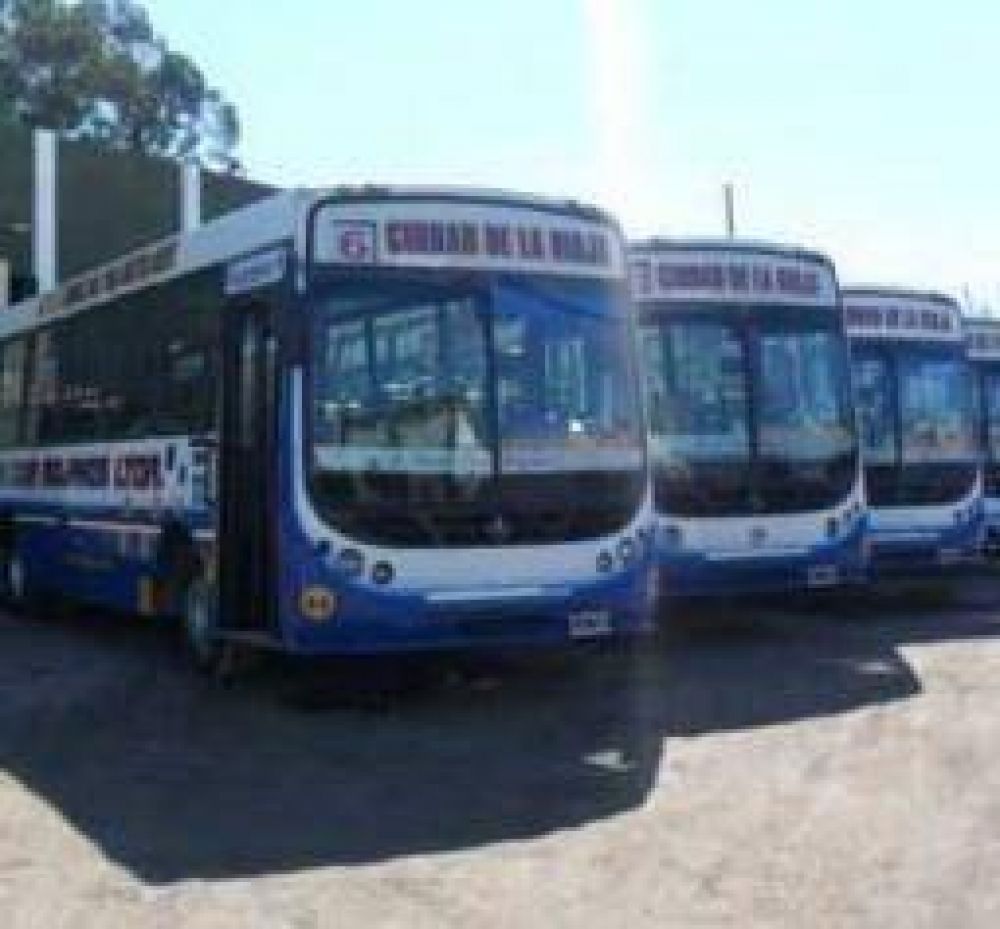 Declaran la emergencia en el transporte p�blico de pasajeros