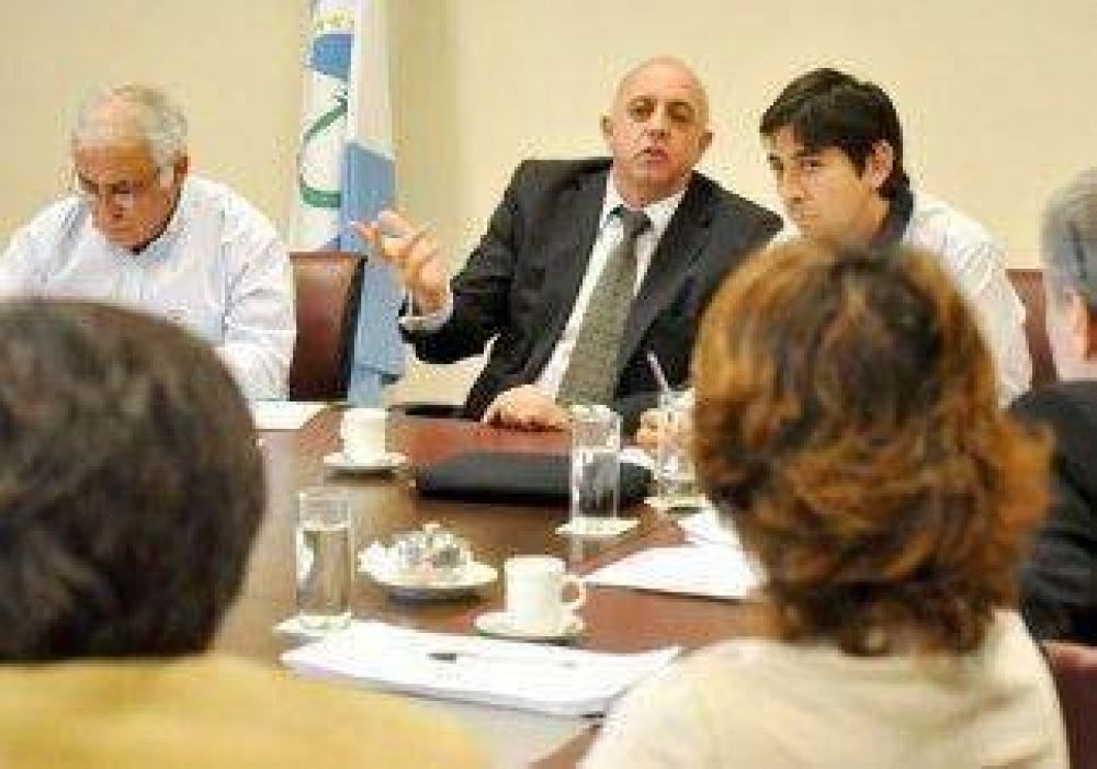 Criticaron presiones de Magistrados 