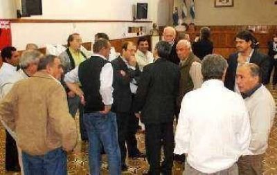 Intendentes jorgistas dur�simos con vernistas: "tienen una actitud casi destituyente"