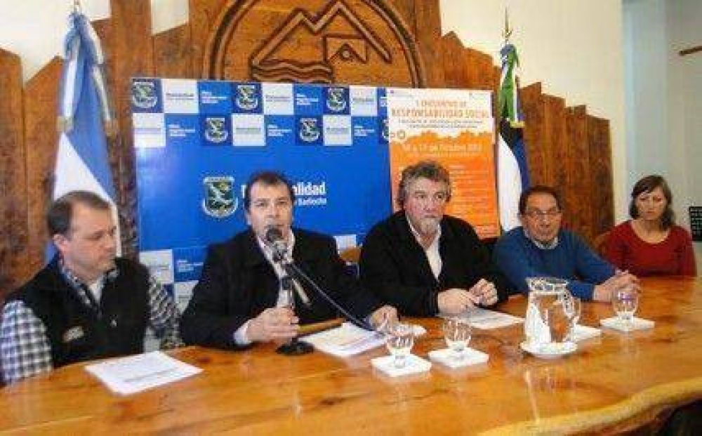 Goye pidi� "trabajar con responsabilidad social empresaria"