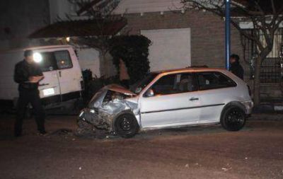 Tres personas heridas en un violento choque en Buenos Aires y Castelli
