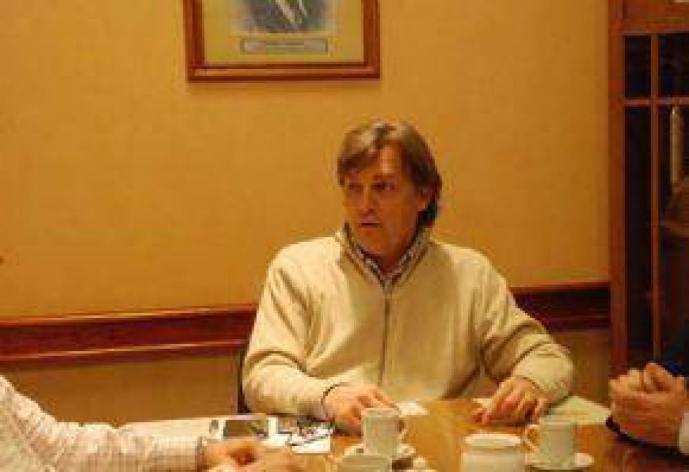  P�rez Cat�n: "La Inflaci�n Carcome El Presupuesto y El Bolsillo De La Gente"