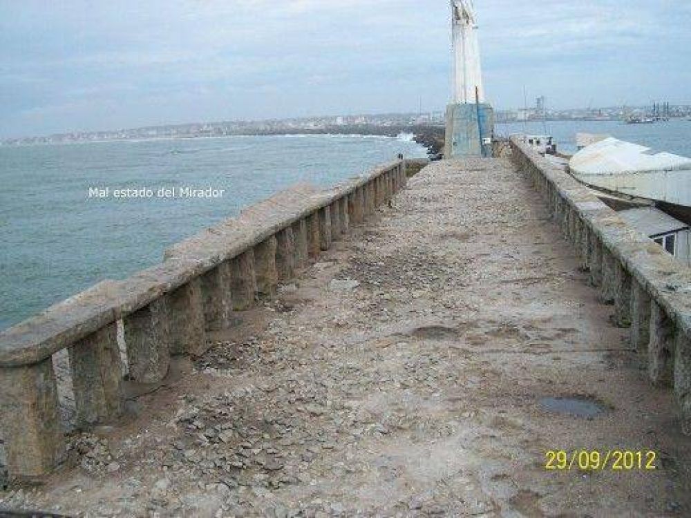 Denuncian preocupante deterioro de la Escollera Sur