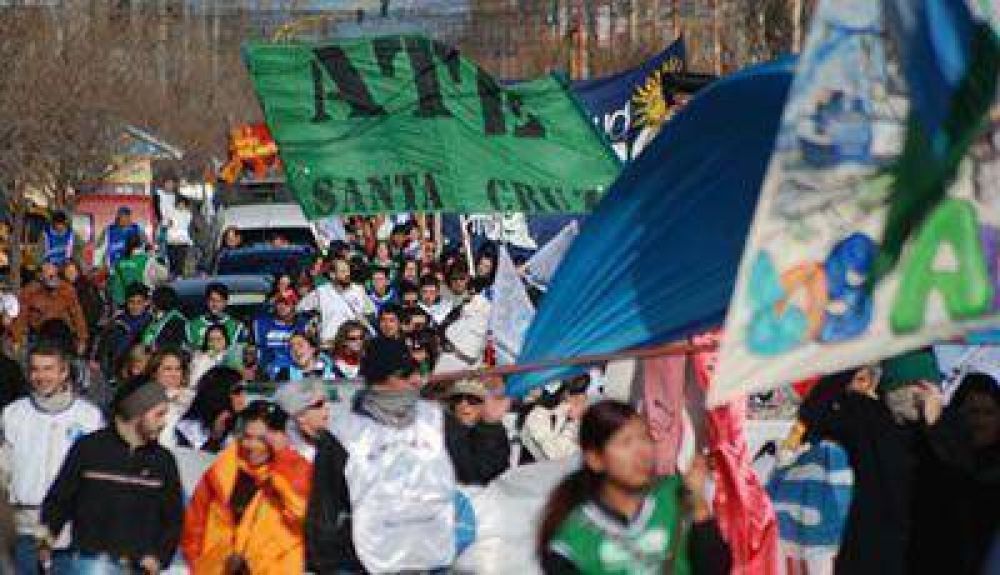 Los gremios paran y se movilizan en toda la provincia