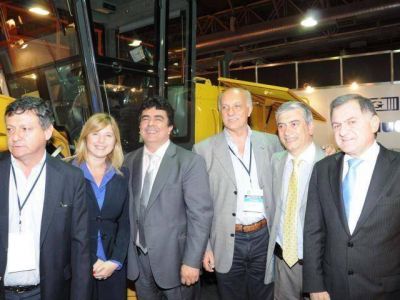  FLORENCIO VARELA: Municipalismo de Latinoam�rica