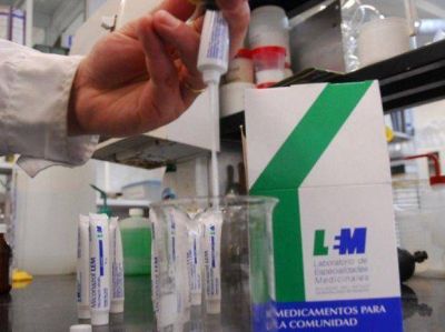 Indemnizan a una mujer que recibi� suero adulterado