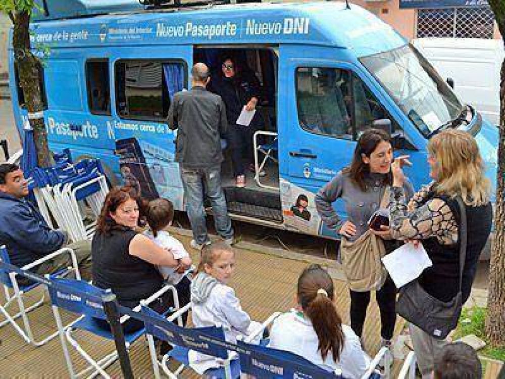 Comenz� el operativo de actualizaci�n de DNI para ni�os mayores de 8 a�os