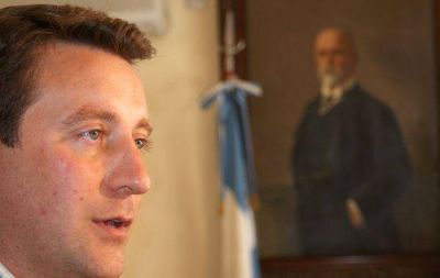 El Gobierno Argentino env�a a CHINA una delegaci�n encabezada por el Intendente Gustavo Trankels.