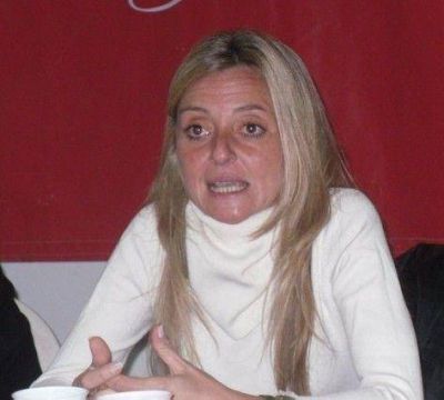 Baro recurri� a la defensor�a del pueblo de la provincia por la deuda con proveedores de comedores escolares