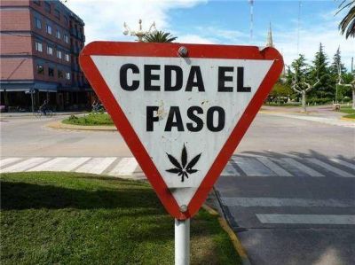 Los cartelitos de Bol�var tienen ese no s� qu�
