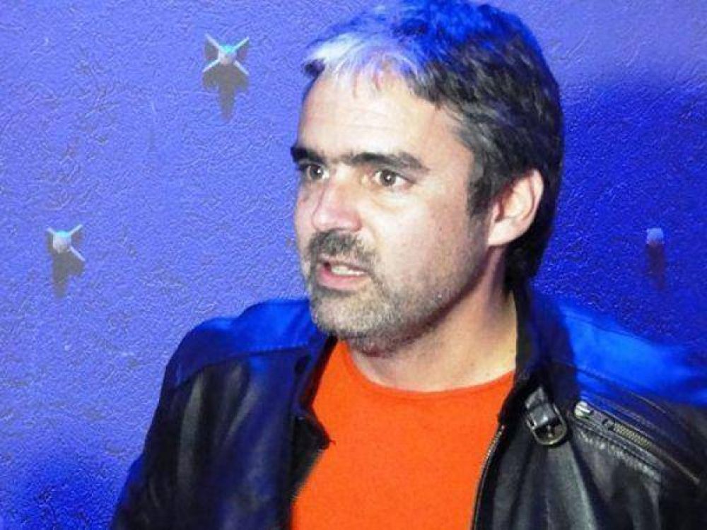 Camilo Garc�a se pele� en la calle con los hermanos Schoklender