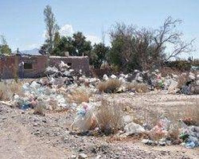 Pese al reclamo de los vecinos, los basurales siguen intactos en Chimbas