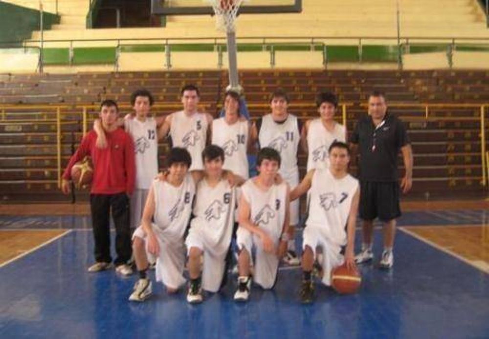 Capital con clasificados en f�tbol y b�squetbol