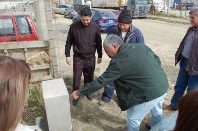 Iniciaron las obras para dotar del servicio de gas a frentistas de la calle Sarmiento