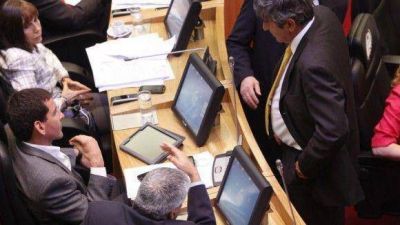  In�dito: Ning�n legislador oficialista defendi� el aumento en el impuesto a los Ingresos Brutos