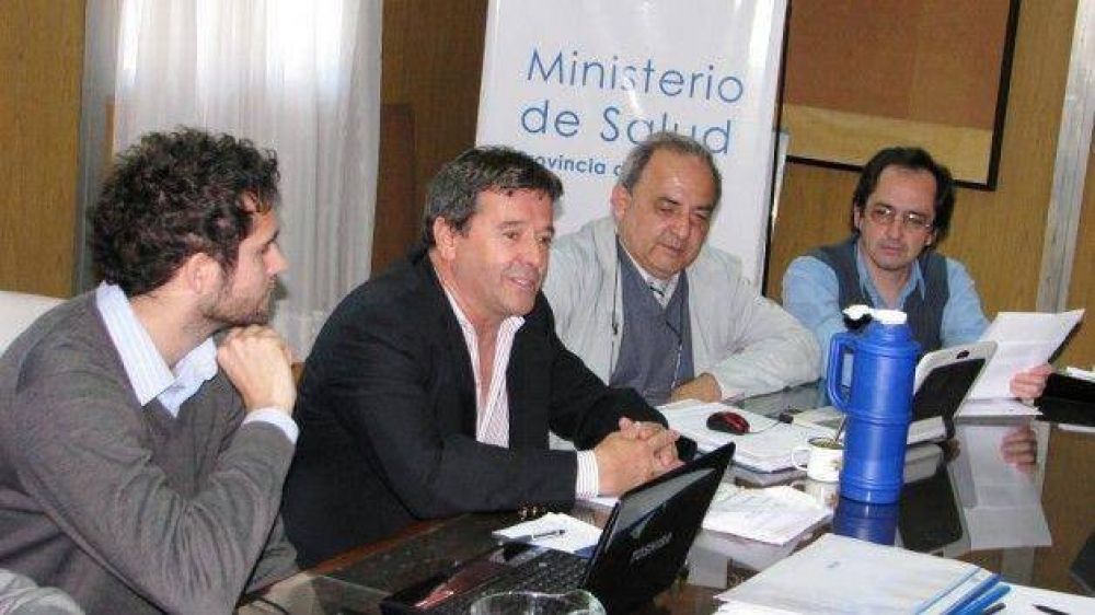 El ministro de Salud se reuni� con representantes de ATE, ATSA y UPCN
