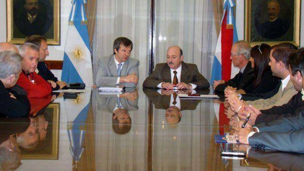 Pretenden atenuar el impacto de las fotomultas en el turismo colonense