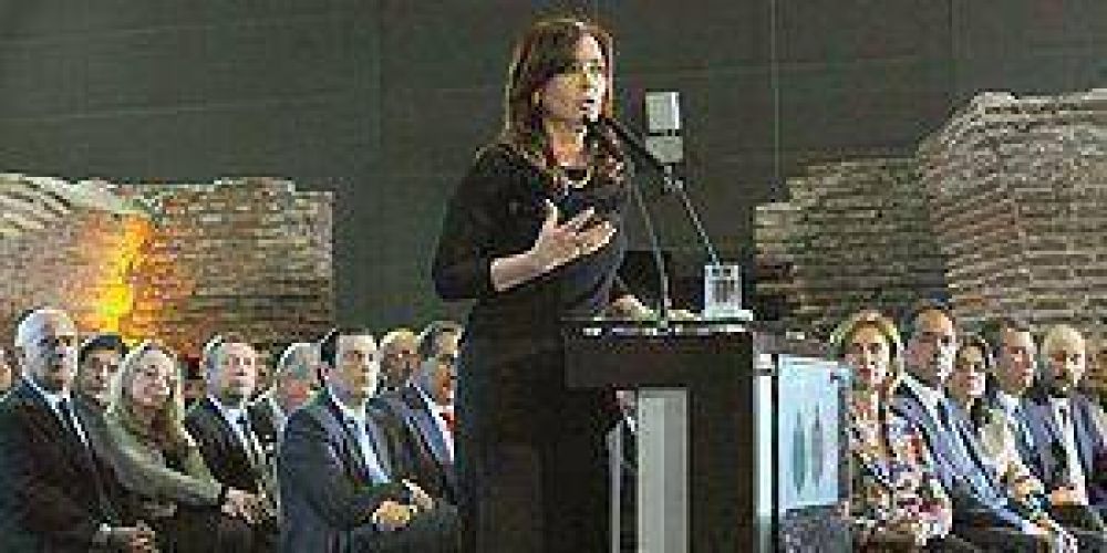 Insfr�n se refiri� a la Ley de Medios