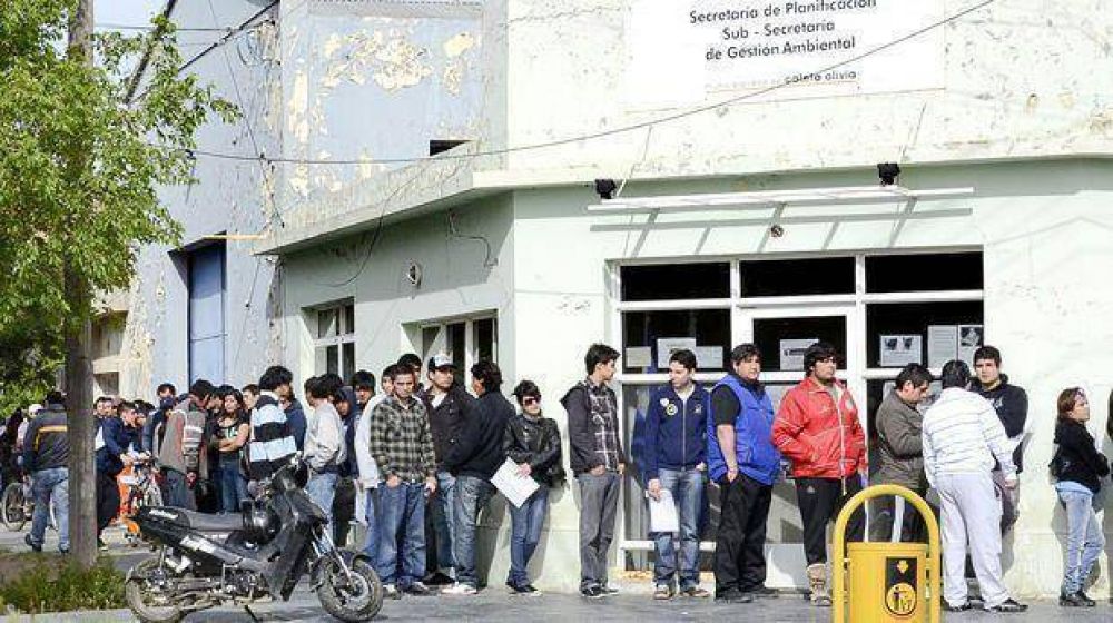 Masiva respuesta a la convocatoria para puestos laborales en miner�a