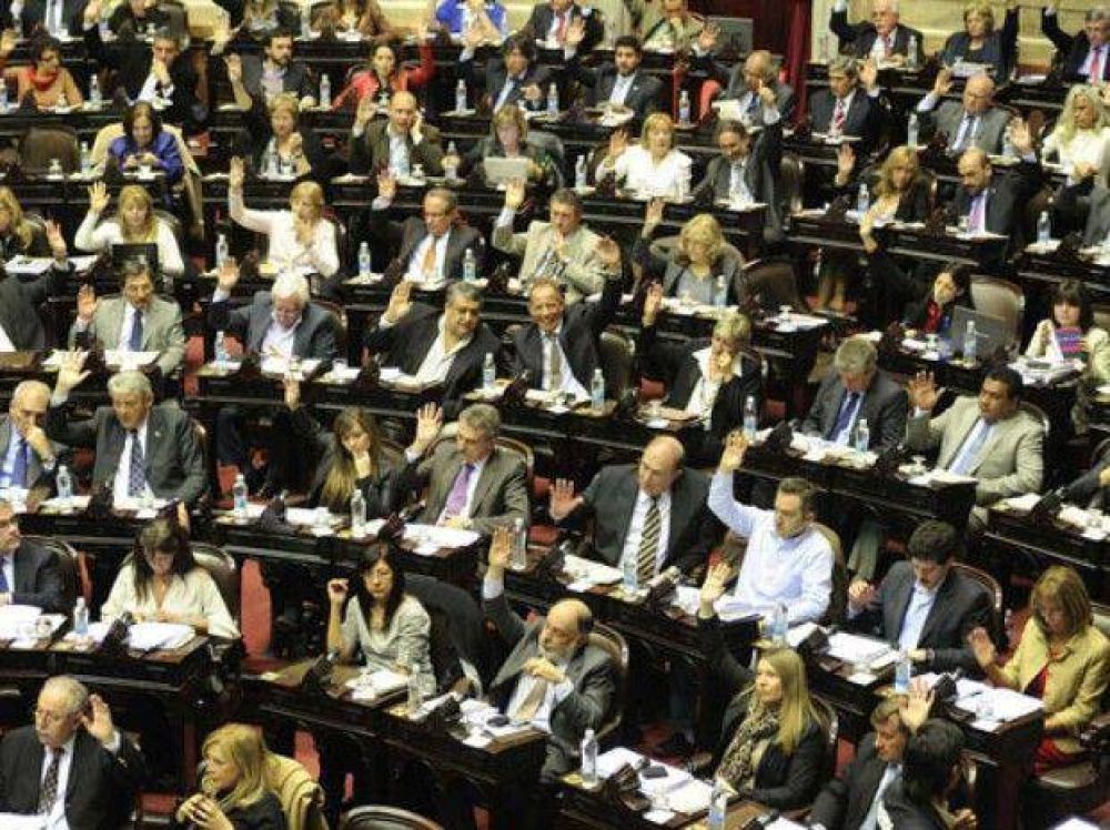 Los diputados daban media sanci�n al proyecto de presupuesto 2013
