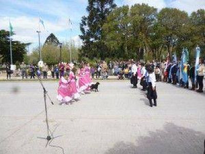 La localidad de Oriente festej� sus 101 a�os
