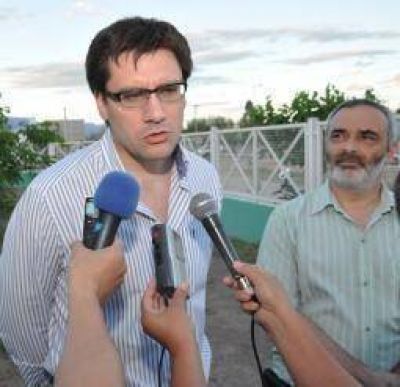 Salud P�blica le ofrece a sus m�dicos duplicar sus salarios