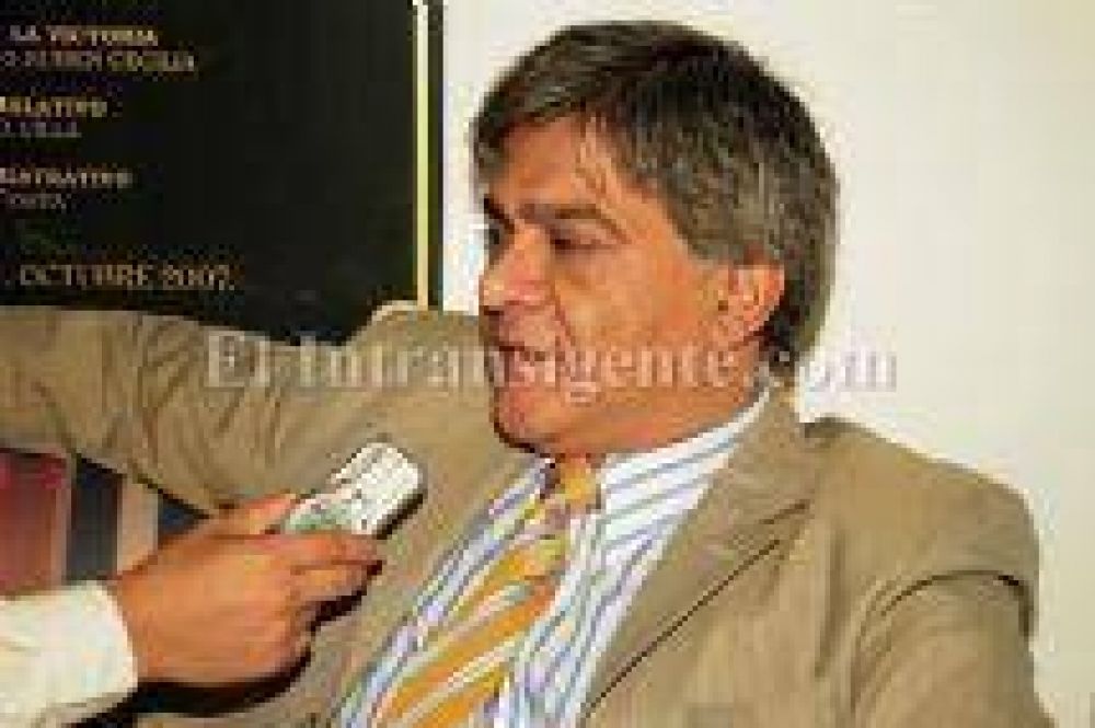Medina contra Urtubey: "No hizo nada en 4 a�os y est� dando manotazos de ahogado"