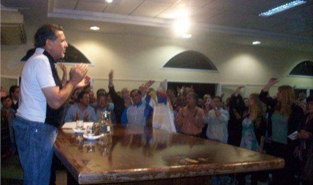 Los justicialistas riojanos anticipan el d�a de la lealtad