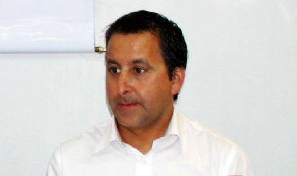 Defensor del Pueblo Adjunto solicit� se implementen mas vuelos para Mar del Plata