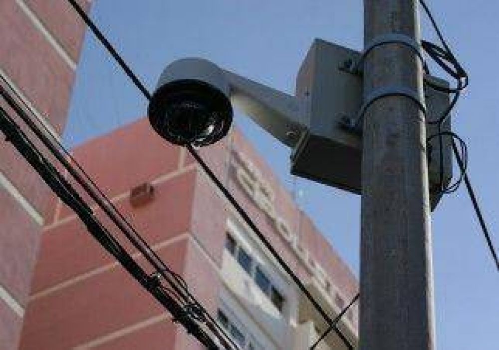 Impulsan colocaci�n de 33 c�maras de seguridad 