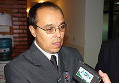 Ballester: �En 10 meses empataron los errores que cometimos en 28 a�os�